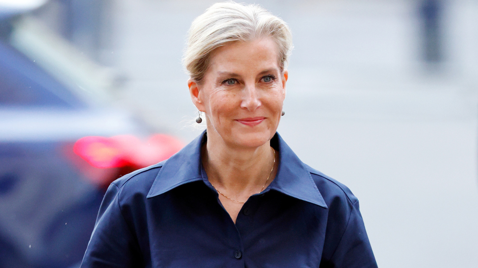 <a href="https://www.thelist.com/2231121/sophie-duchess-of-edinburgh-outfit-repeats/" target="_blank">Sophie, Duchess Of Edinburgh’s Most Memorable Outfit Repeats</a>