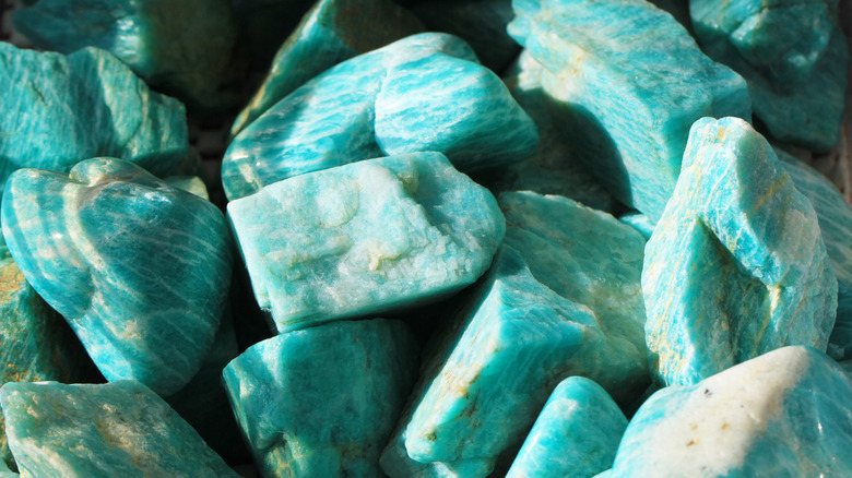 Amazonite stones. 