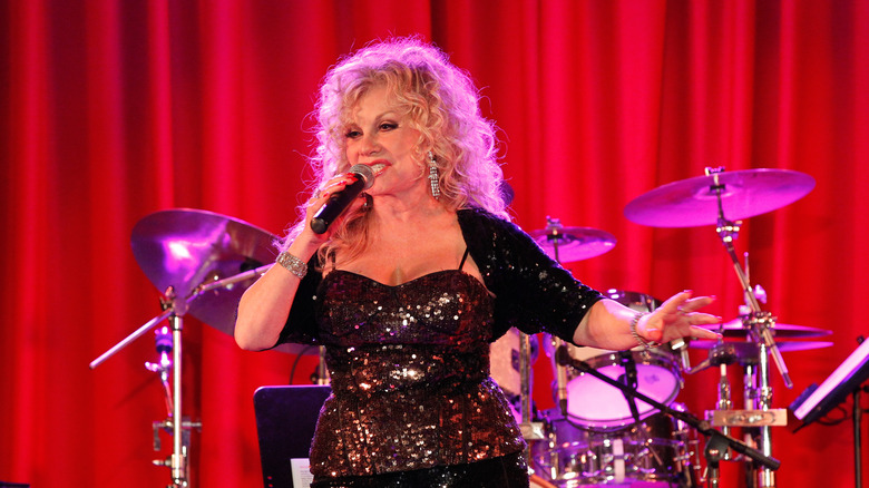 stella parton singing