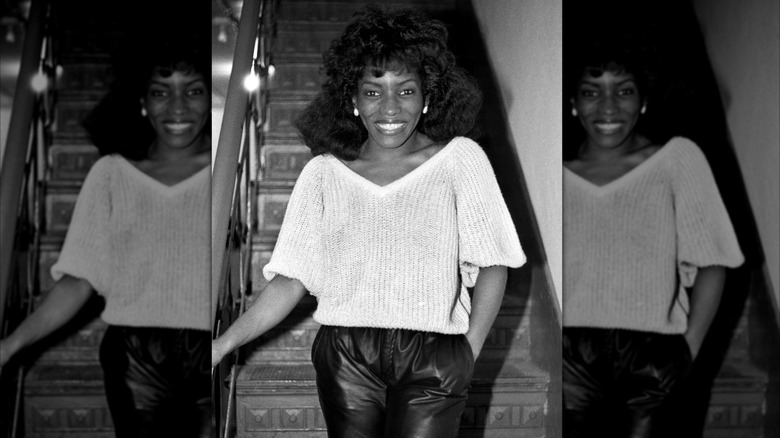 Stephanie Mills smiles backstage at her show in 1986