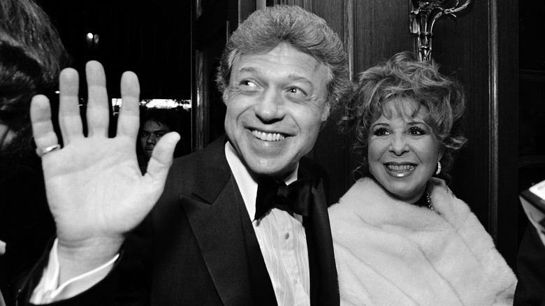 Steve Lawrence and Eydie Gorme smiling