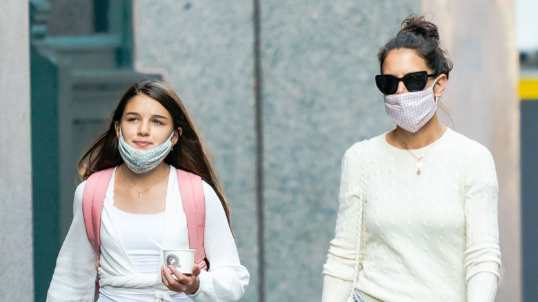 Suri Cruise walking in New York City in 2020