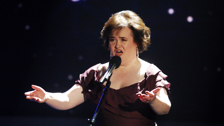 Susan Boyle singing