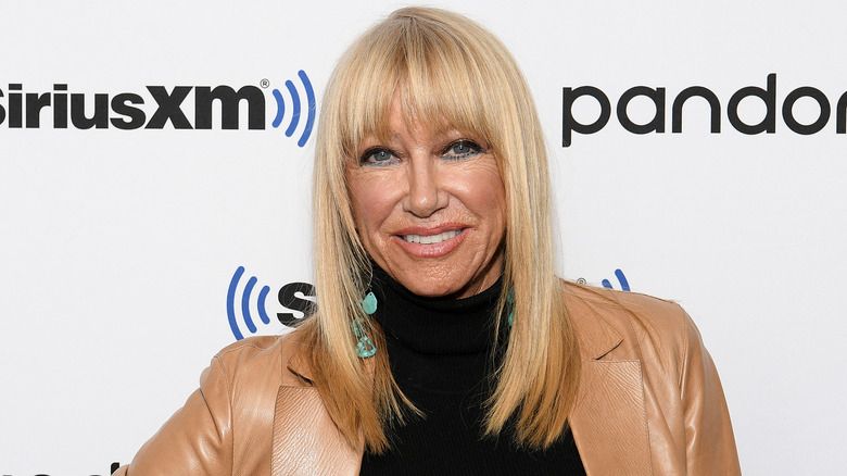 Suzanne Somers smiling