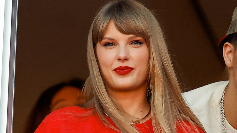 Taylor Swift in stands with Chiefs sweatshirt