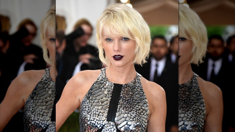 Taylor Swift rocks platinum blond hair at the 2016 Met Gala