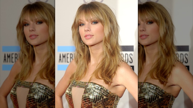 Taylor Swift at the 2013 American Music Awards