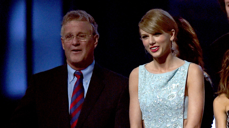 Taylor Swift with her dad Scott