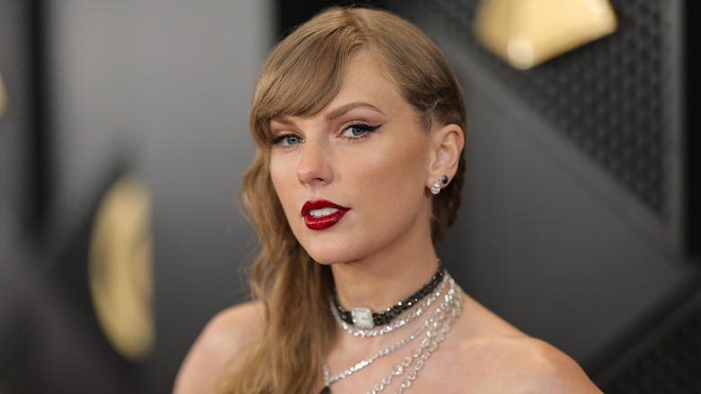 Taylor Swift Grammys 2024 Red carpet