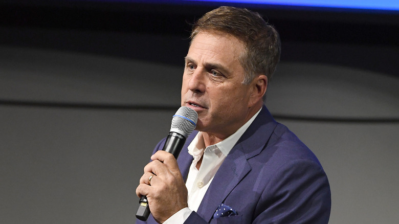 Mark L. Walberg speaks at WeSpark fundraiser