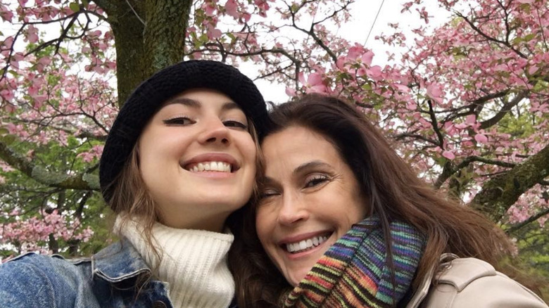 Emerson Tenney and Teri Hatcher