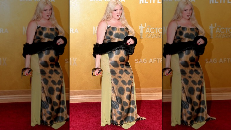 Megan Stalter posing with a cigarette in her mouth at the 2026 Actor Awards