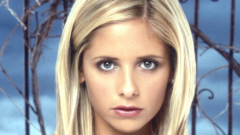 Sarah Michelle Gellar poses for a Buffy promo shot