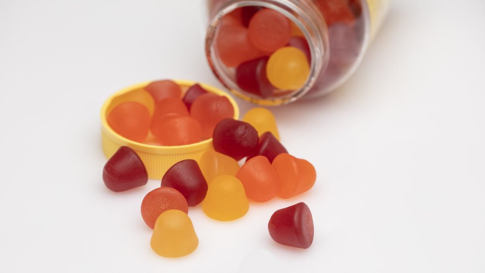 Gummy vitamins