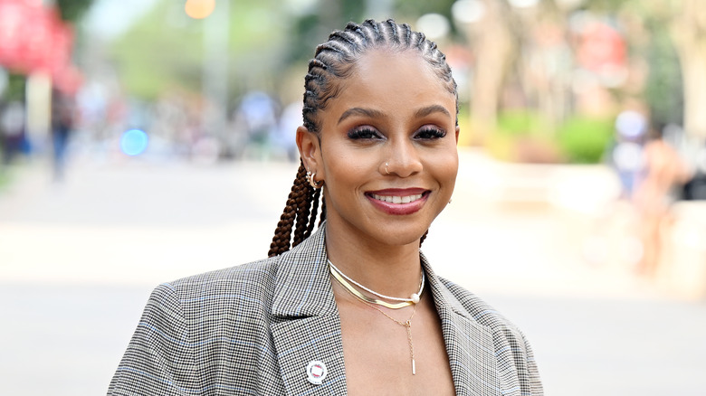 woman with cornrow hairstyle