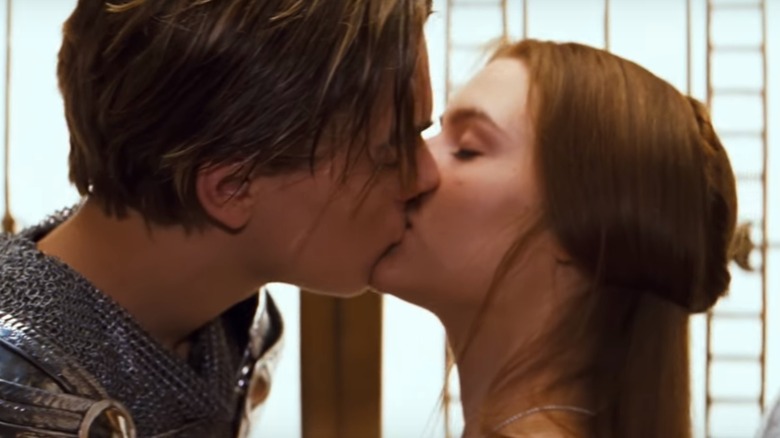 kiss scene from Romeo + Juliet