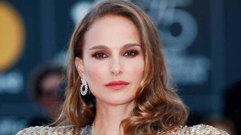 Natalie Portman side part