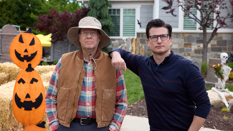 A still from Hallmark's "Haul out the Halloween"