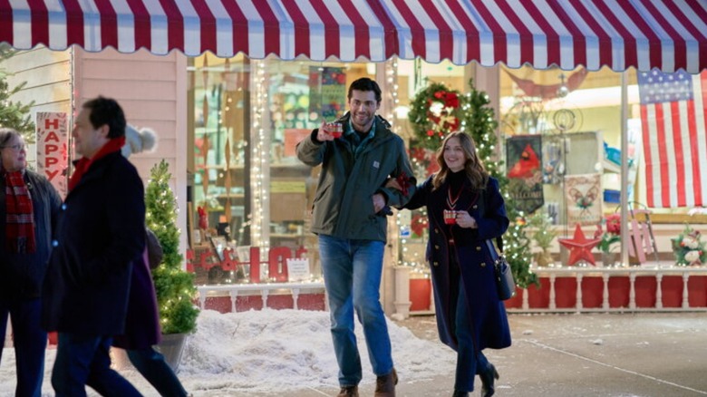 Matthew Daddario and Holland Roden in Holiday Touchdown: A Bills Love Story