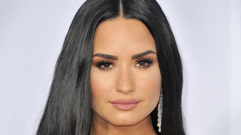 Demi Lovato chandelier earrings