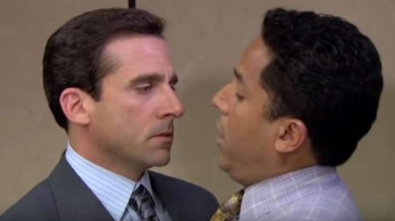 Steve Carell and Oscar Nunez's unscripted kiss on The Office
