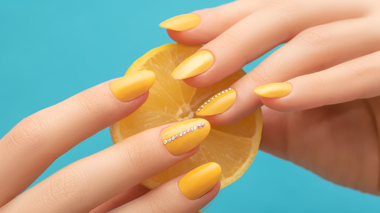 6. Summer Nail Colors for August - wide 2