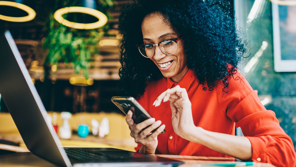 woman in front of laptop