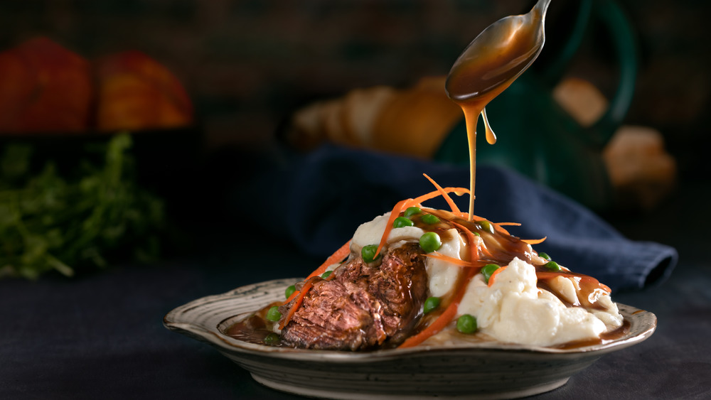 Pot roast with mashed potatoes and gravy