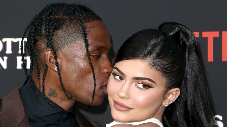 Kylie Jenner and Travis Scott posing