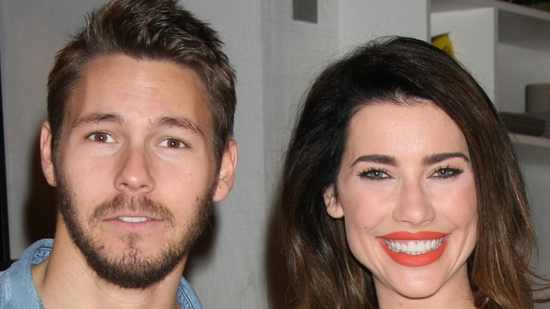 Scott Clifton and Jacqueline MacInnes Wood posing