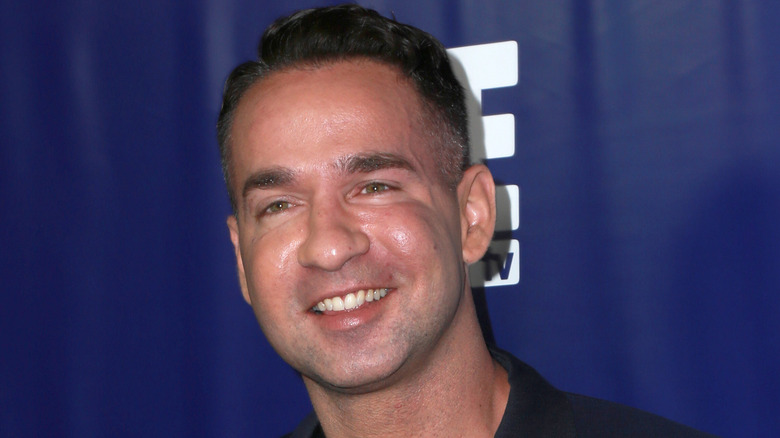 Mike Sorrentino posing 