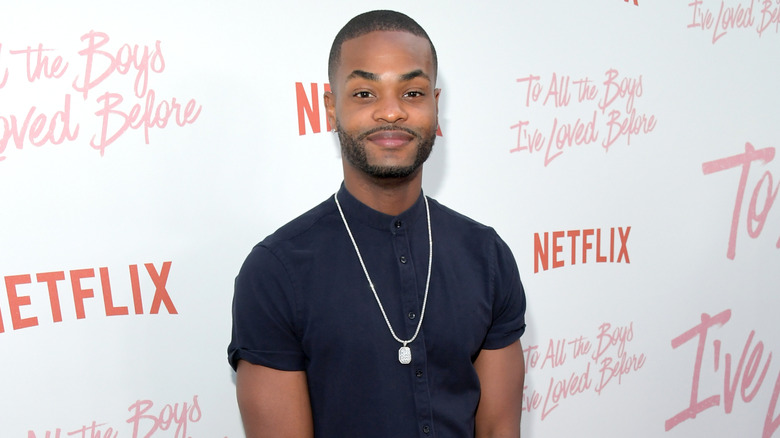 Andrew Bachelor posing