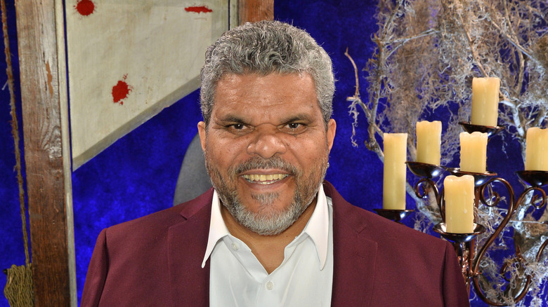 Luis Guzmán smiling