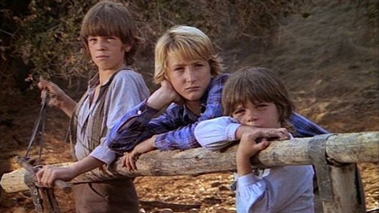 Sean Penn and other child actors in "Little House on the Prairie"