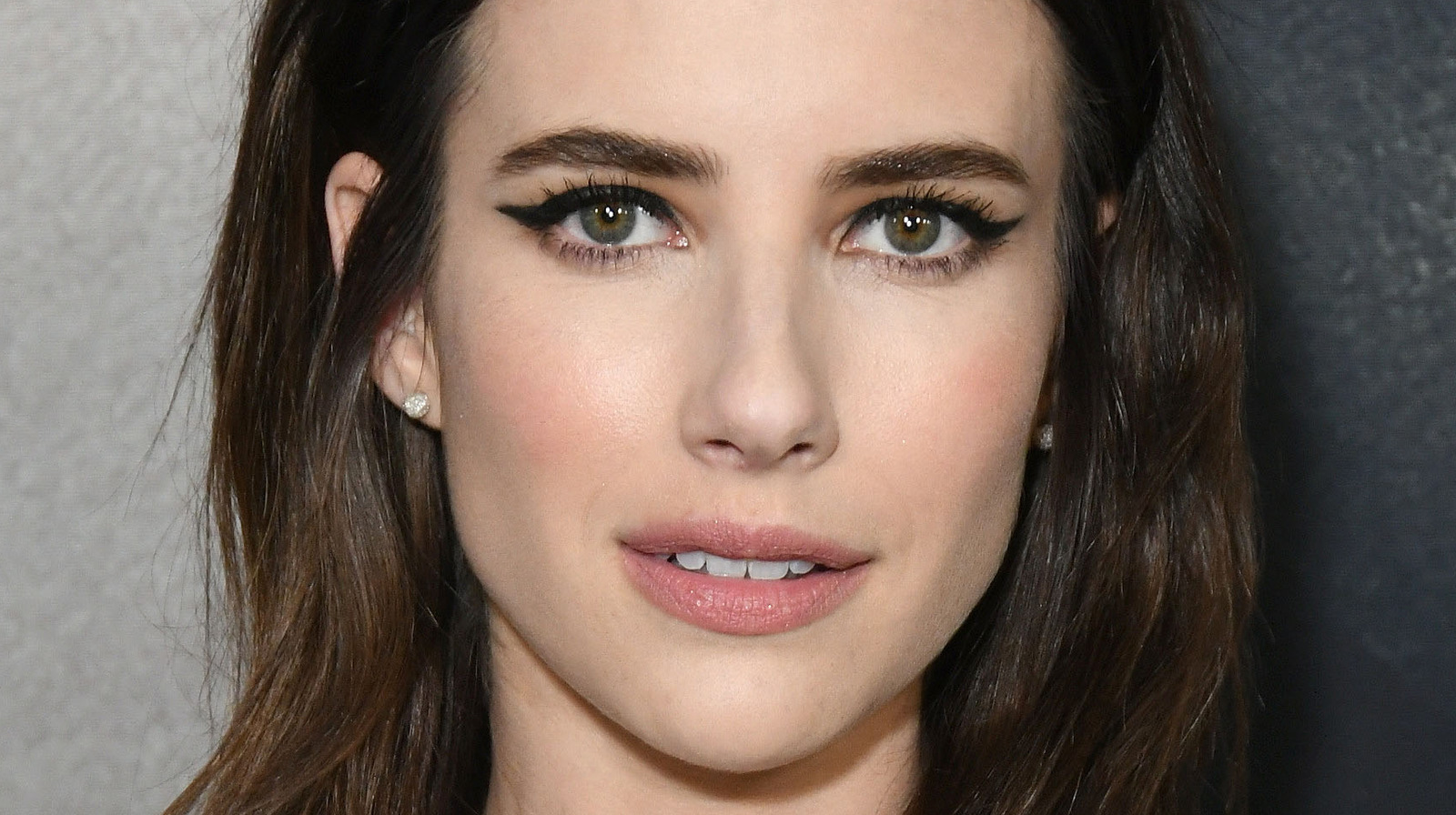 The Complex Dating History Of Emma Roberts Explained