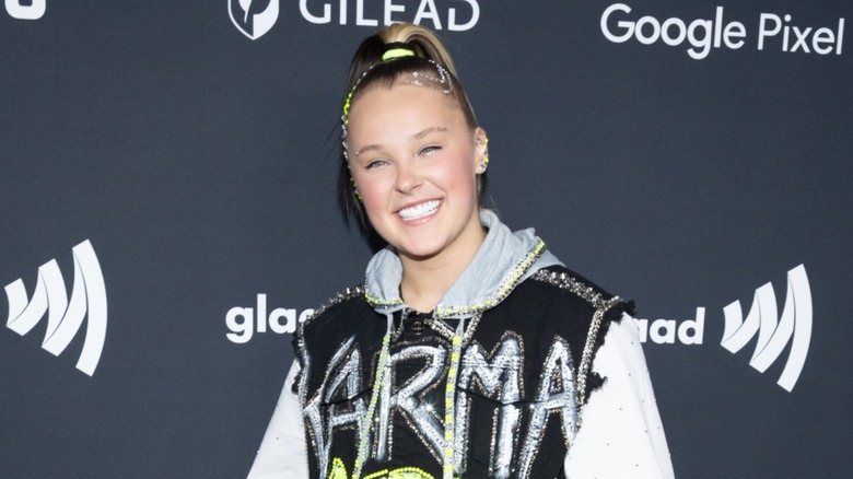 JoJo Siwa smiling