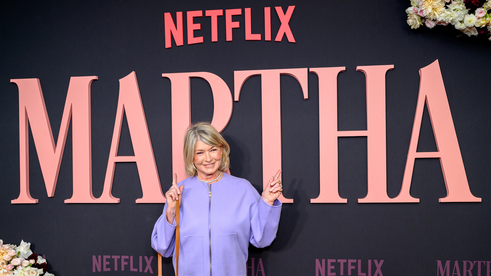 <a href="https://www.thelist.com/1731188/martha-stewart-netflix-doc-creator-rj-cutler-drama/" target="_blank">The Drama Between Martha Stewart And Netflix Doc Creator R.J. Cutler</a>