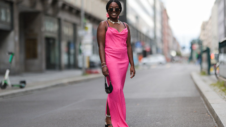 Figure flattering hot sale summer dresses