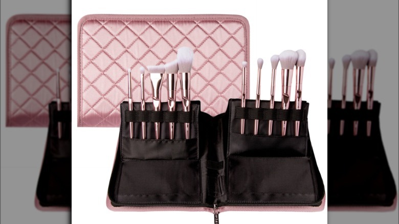 Wet n Wild Flawless Face Brush Set.