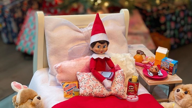 elf on the shelf in bed