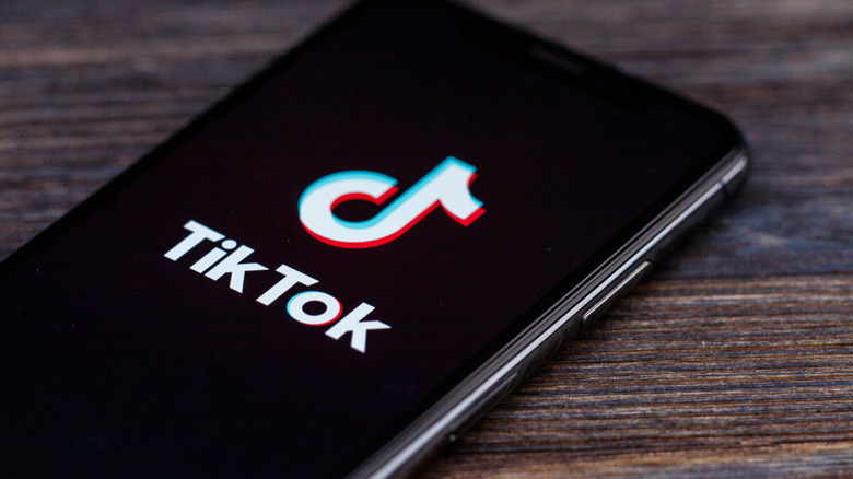 TikTok logo 