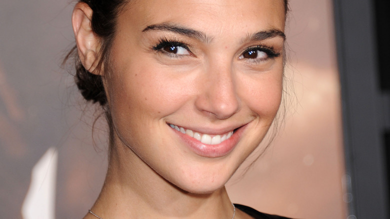 Gal Gadot with minimal makeup