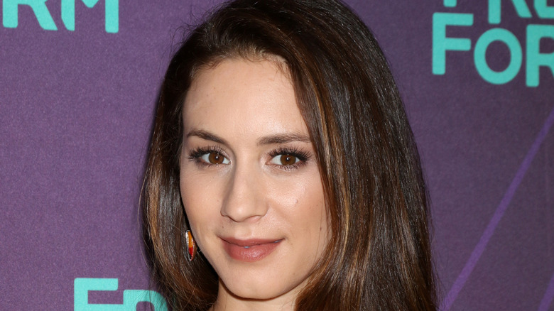 troian bellisario closed mouth