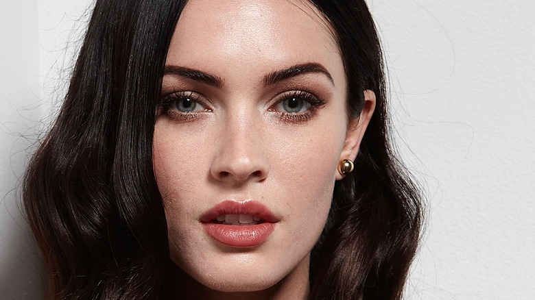 Meghan Fox neutral lip color in Jennifer's Body