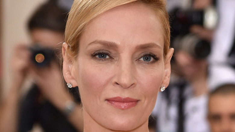 Uma Thurman smolders on the red carpet