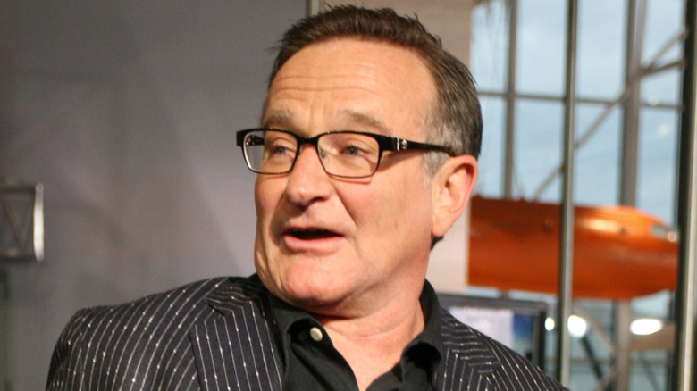 Robin Williams with mouth open