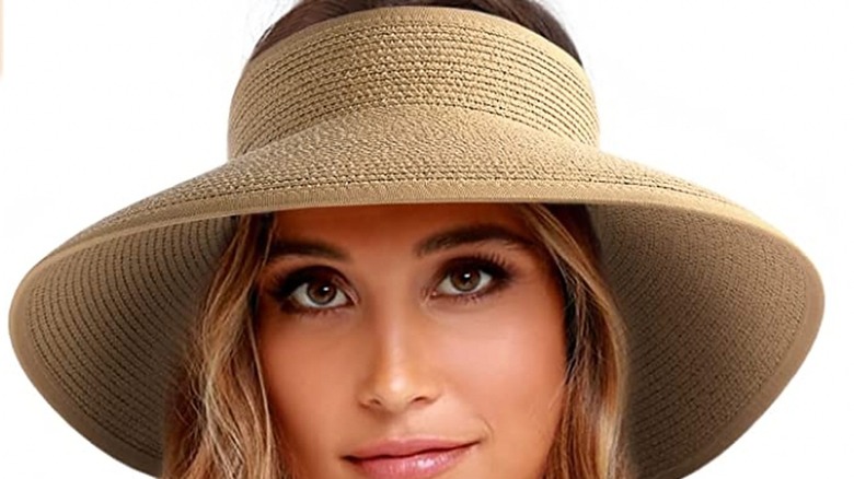 Sun visor by Furtalk on Amazon