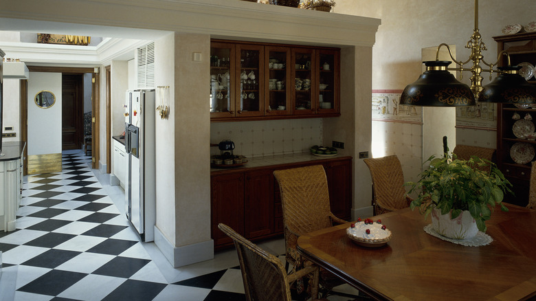 room with diamond pattern floor