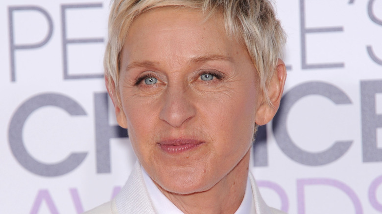 Ellen DeGeneres arriving at the People's Choice Awards