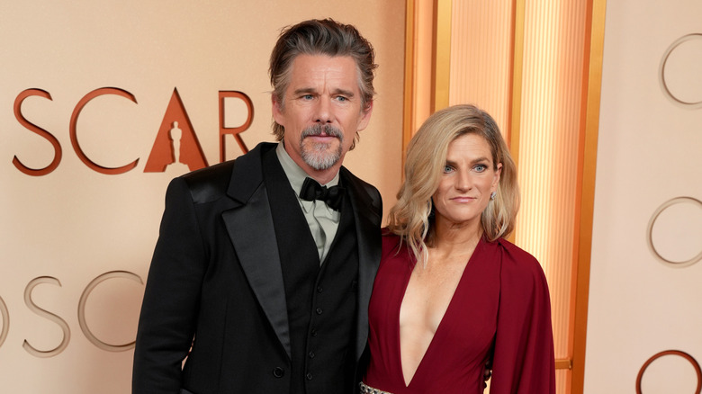 Ethan and Ryan Hawke arriving at the 2026 Oscards red carpet